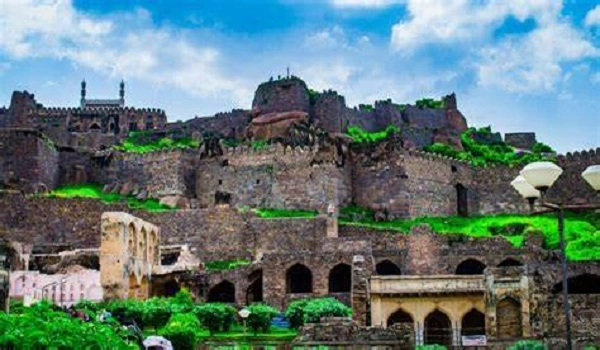 Featured Image of Golkonda Fort